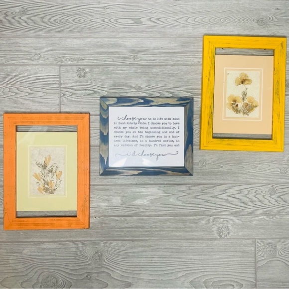 3 framed wall art one saying and 2 pressed flower art framed - Picture 1 of 7